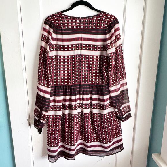 LOFT Round Neck Sheer Long Sleeve Tie Neck Knee Length Geometric Dress Medium - Picture 11 of 13